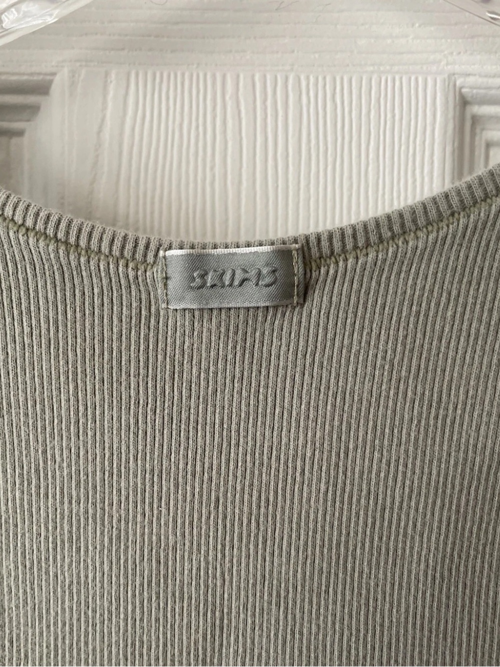 Skims Cropped Rib Tank - Picture 4 of 4